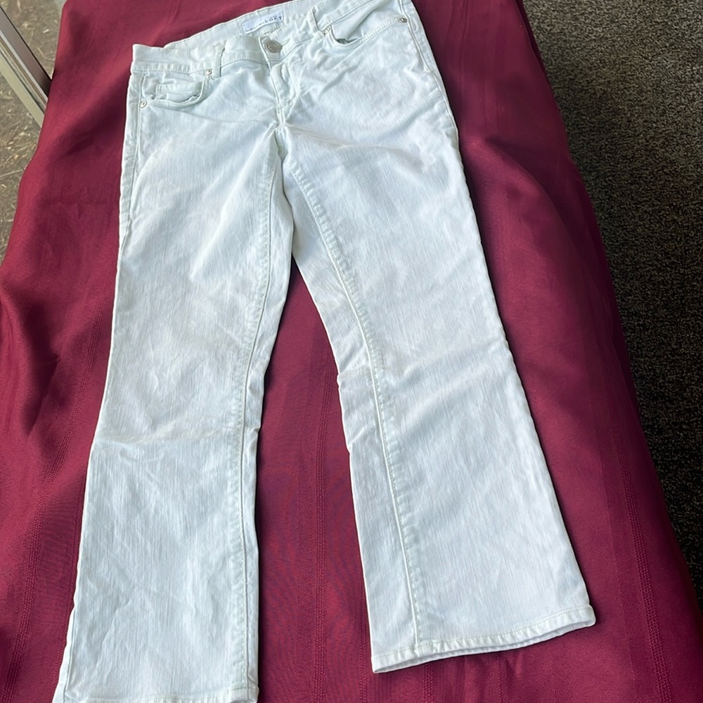 LOFT  Kick Crop  Modern Jeans…look good in these!!